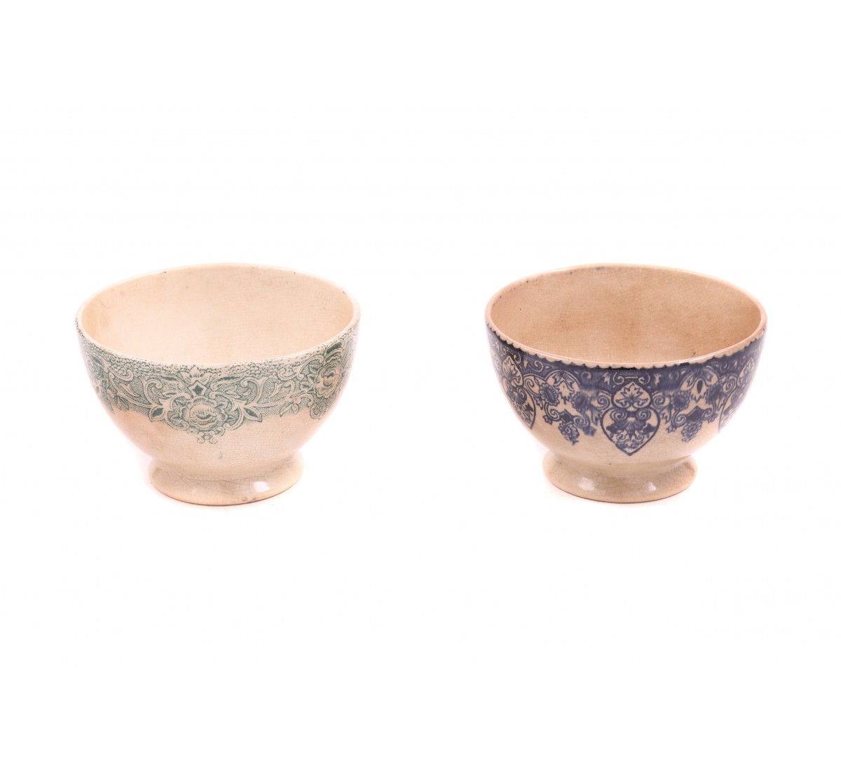 Duas taças em cerâmica de Sacavém (2)