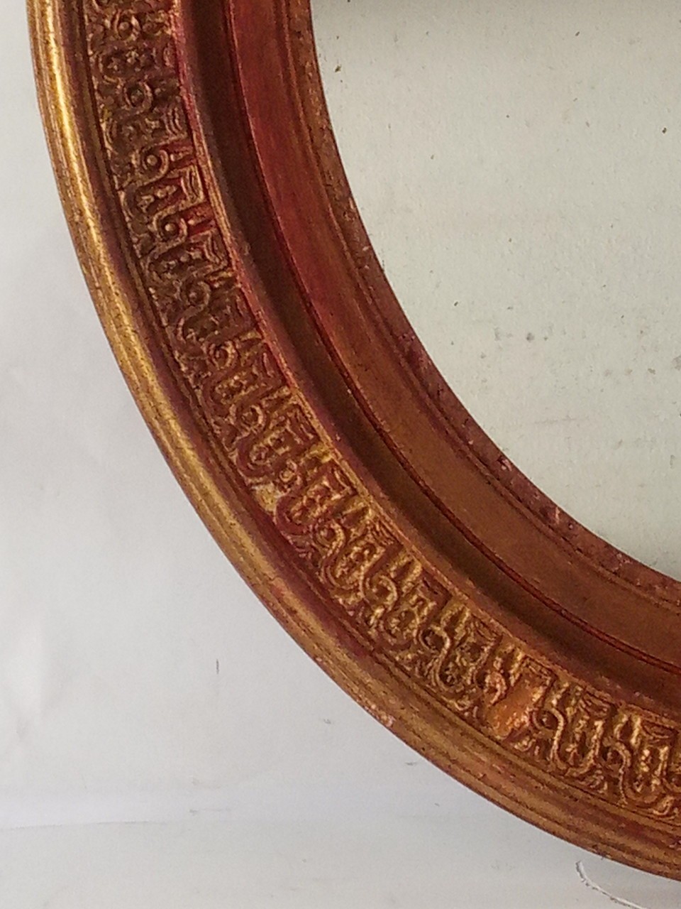 Moldura oval com espelho 