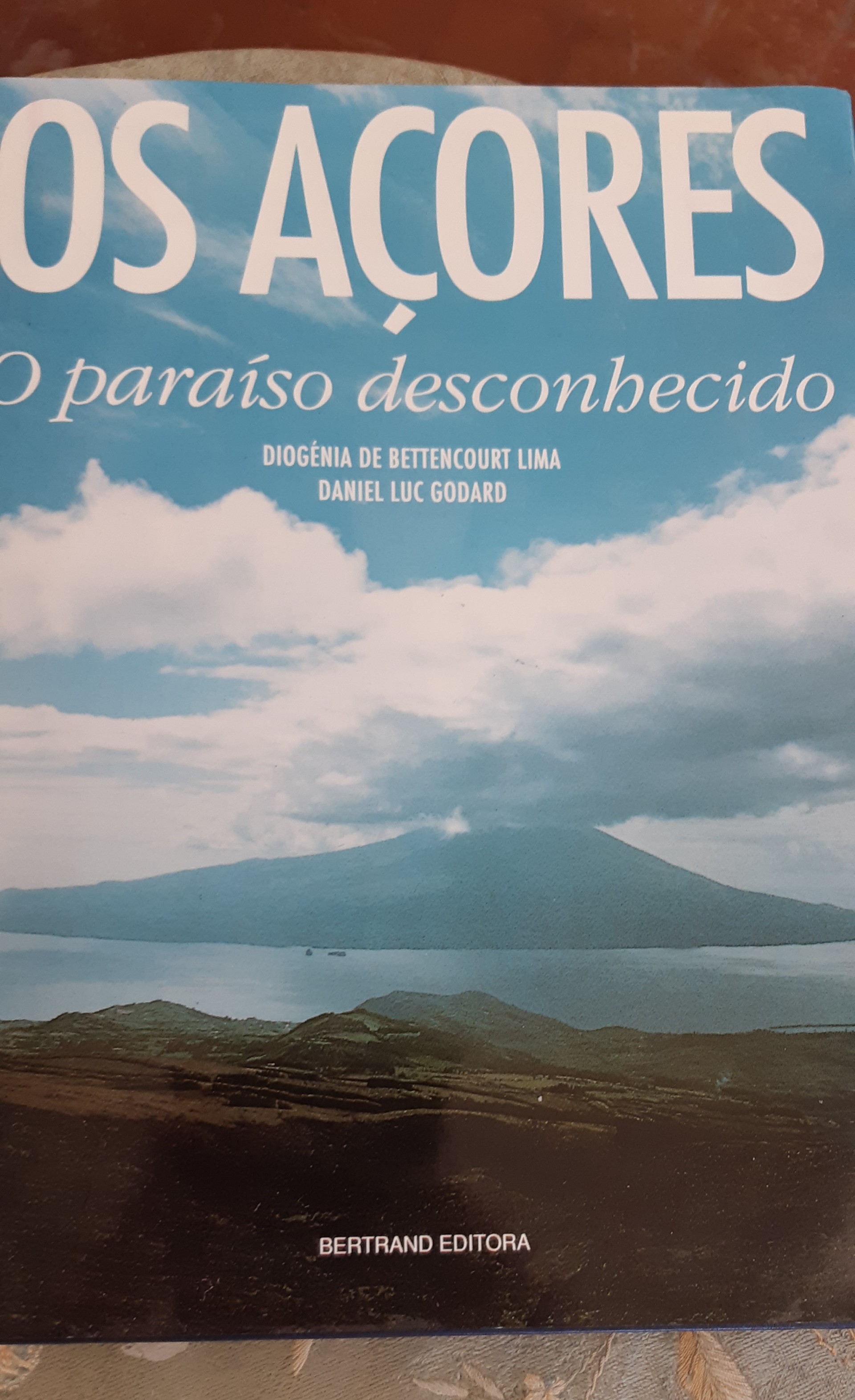 Os Açores, o Paraíso Desconhecido