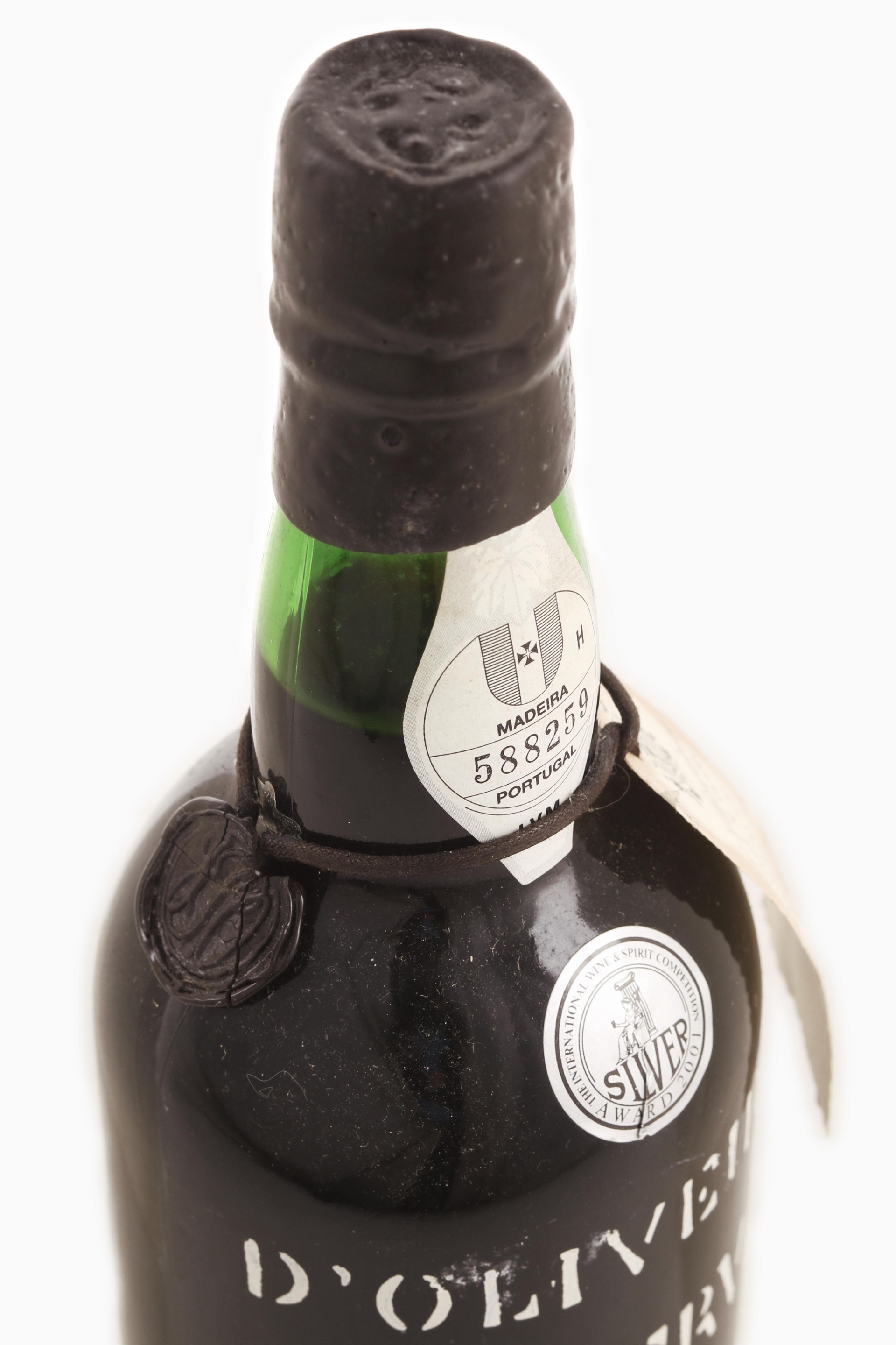 Uma (1) gfa de vinho da Madeira D' Oliveiras Reserva Terrantez 1977