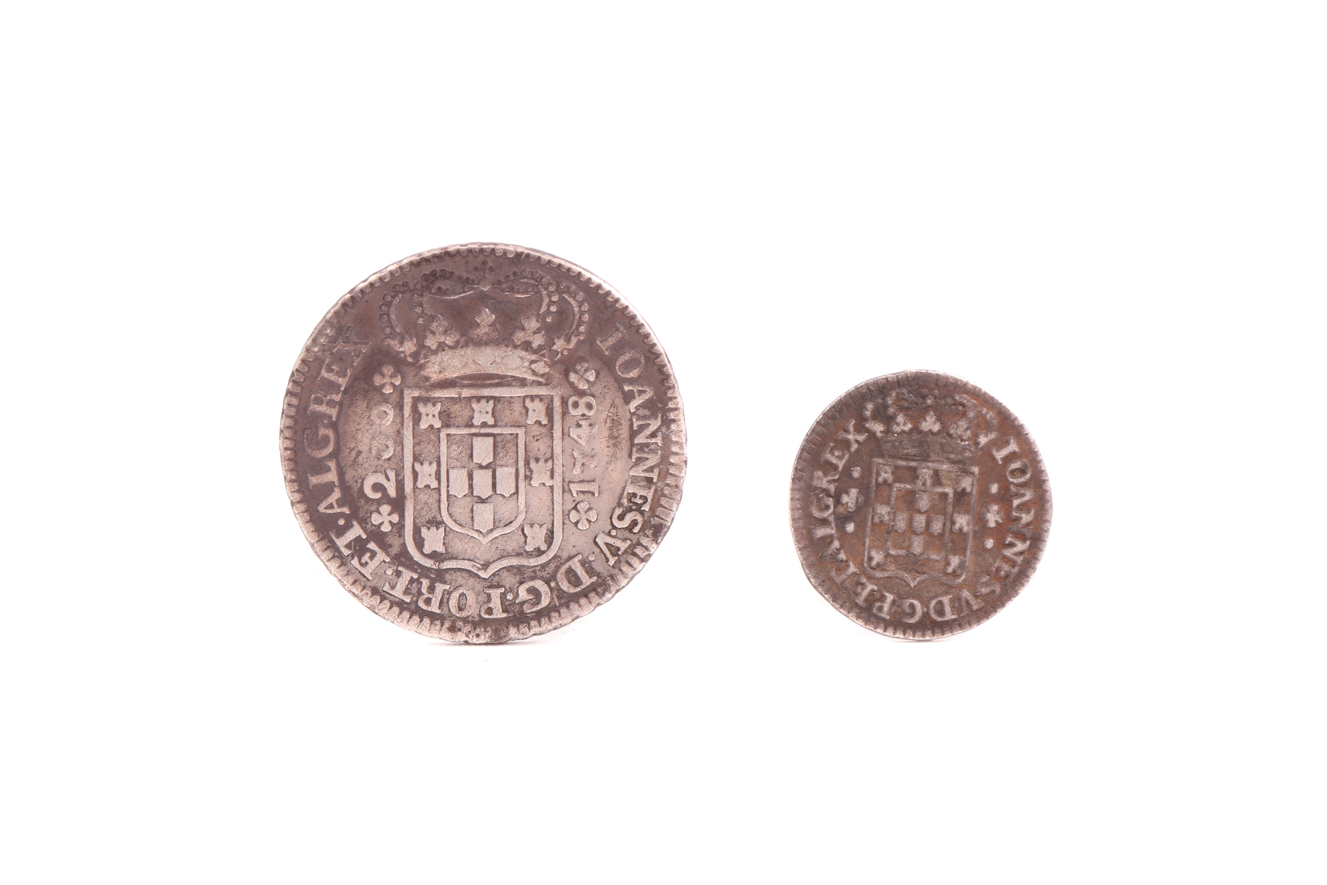 2 Moedas de D. João V, s/data e 1748 - prata (2)