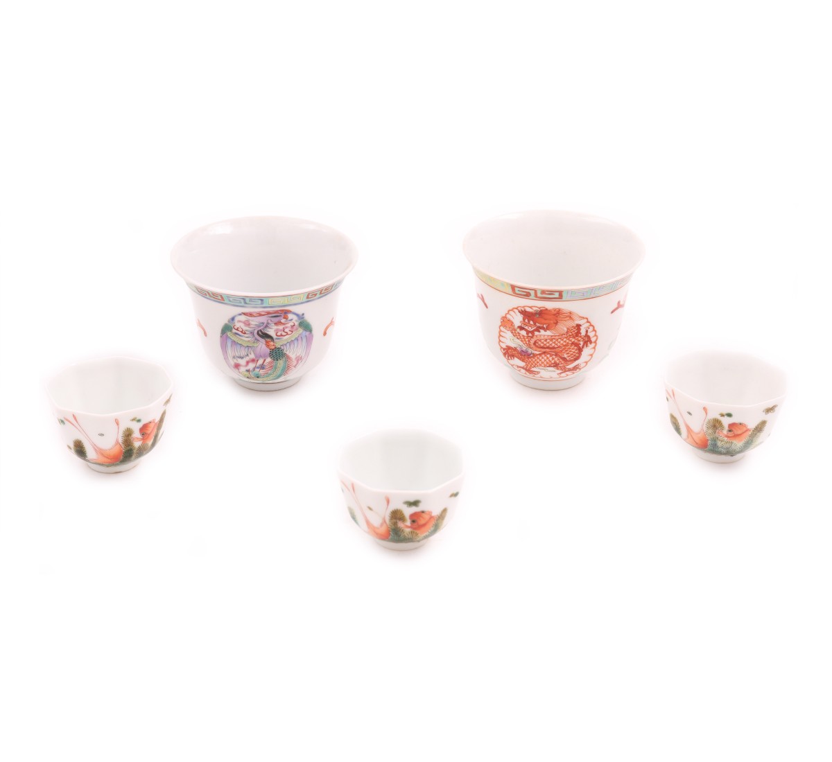 Lote de cinco taças miniatura em porcelana oriental (5)