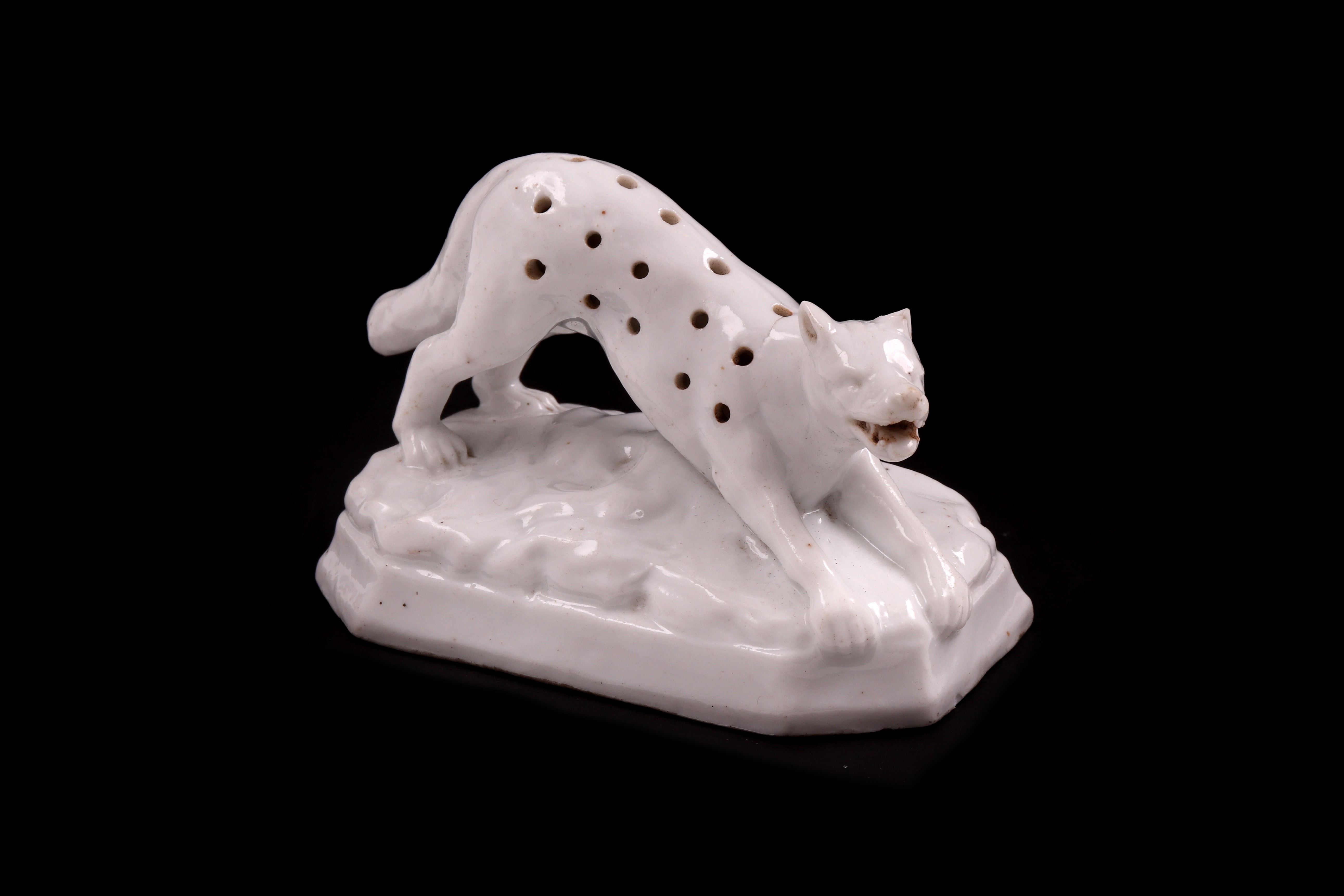 Paliteiro 'raposa' em porcelana da Vista Alegre, séc. XIX