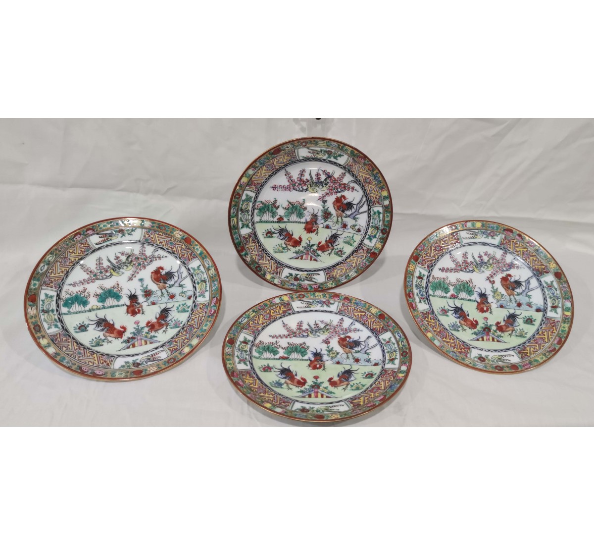 Conjunto de quatro pratos de fruta em porcelana oriental (4)
