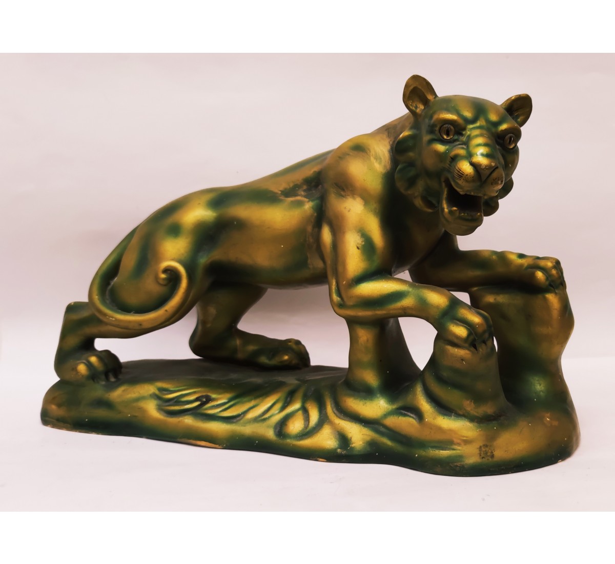 Tigre, escultura em faiança
