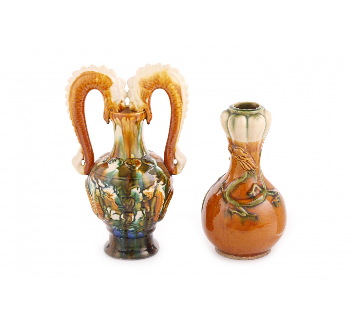 Lote de duas jarras em cerâmica oriental (2)