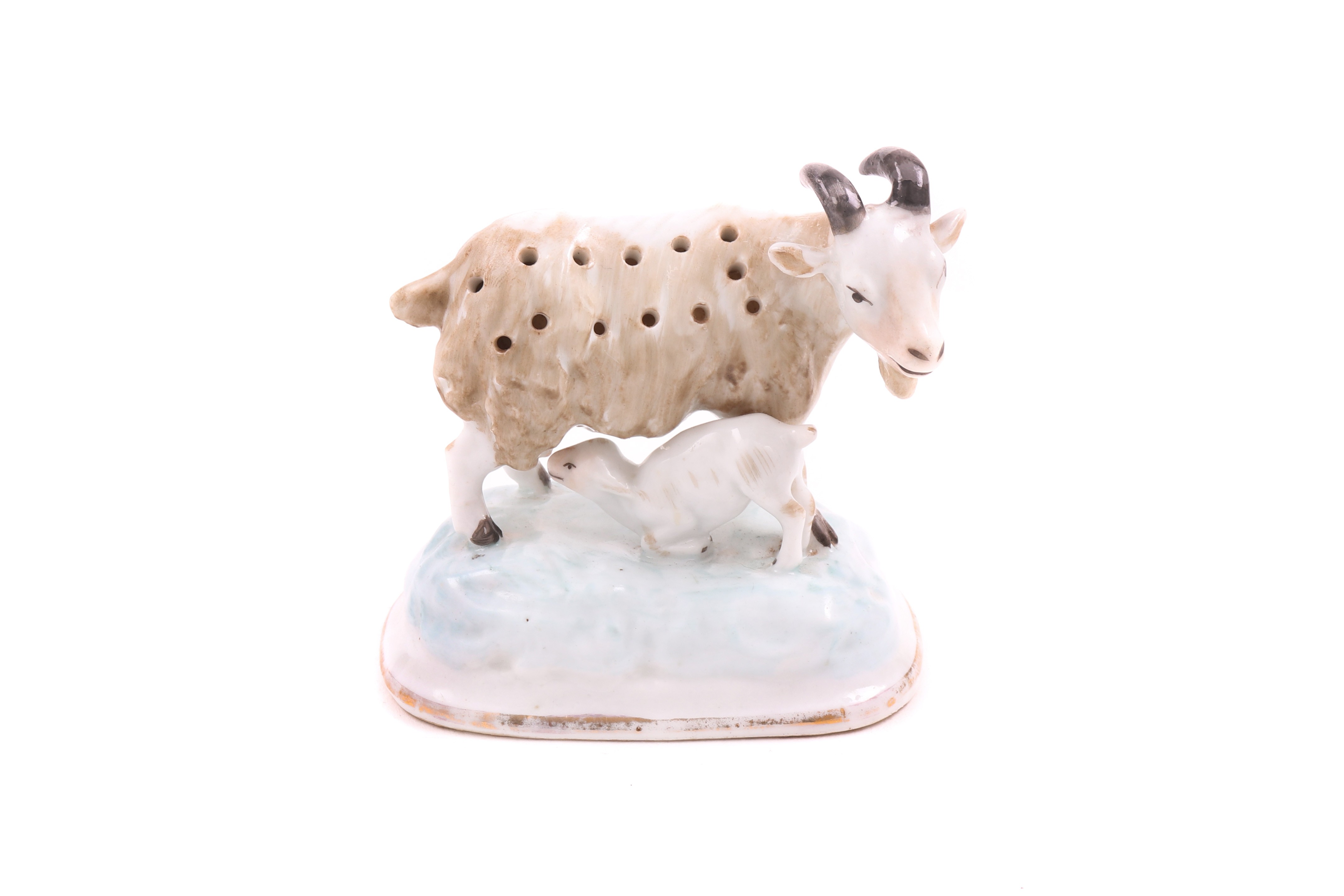 Paliteiro 'cabra com cria' em porcelana da Vista Alegre, séc. XIX